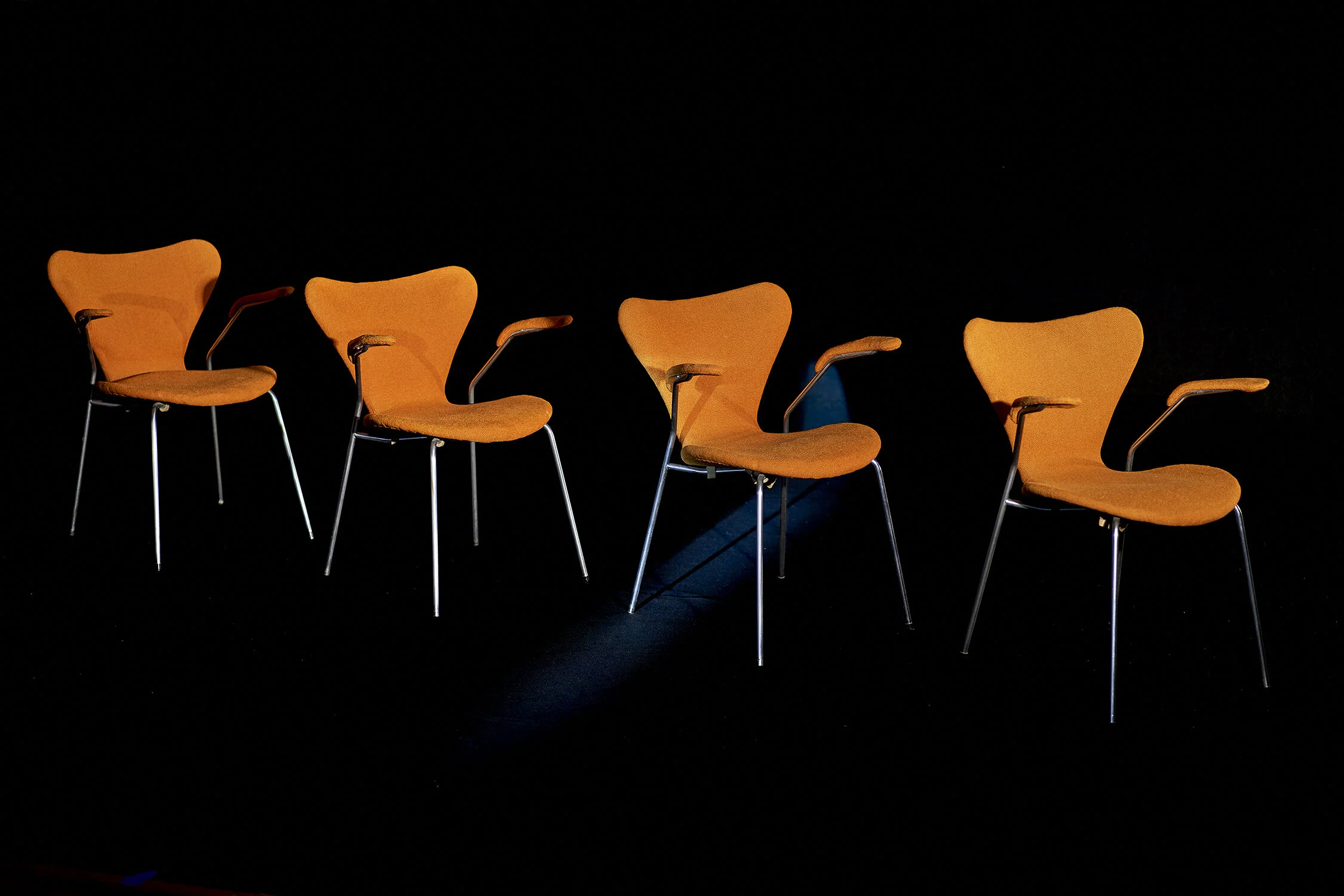 Arne Jacobsen for Fritz Hansen Series Seven Armchairs Set of Four